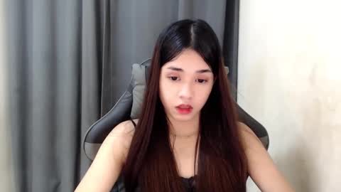 Snapshot of femylove chatting on January 2025 06:27:02 PM YOUR BEAUTIFUL ASIANFHEMY online show from January 2025 06:27:02 PM