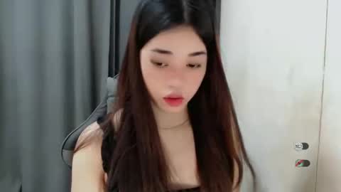 Snapshot of femylove chatting on January 2025 07:07:02 PM YOUR BEAUTIFUL ASIANFHEMY online show from January 2025 07:07:02 PM