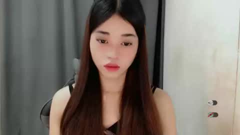 Snapshot of femylove chatting on January 2025 06:37:02 PM YOUR BEAUTIFUL ASIANFHEMY online show from January 2025 06:37:02 PM