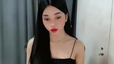Snapshot of femylove chatting on February 2025 06:43:01 AM YOUR BEAUTIFUL ASIANFHEMY online show from February 2025 06:43:01 AM