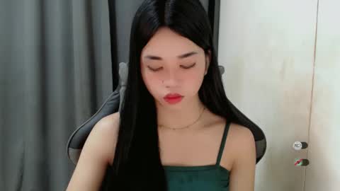 Snapshot of femylove chatting on February 2025 08:47:02 PM YOUR BEAUTIFUL ASIANFHEMY online show from February 2025 08:47:02 PM