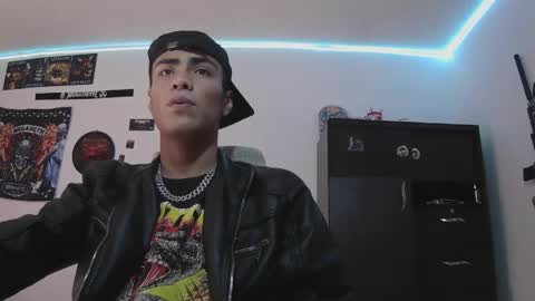 Snapshot of fenix_hardcock chatting on May 2026 01:28:01 PM Christian online show from May 2026 01:28:01 PM