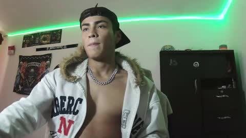 Snapshot of fenix_hardcock chatting on May 2026 04:48:01 PM Christian online show from May 2026 04:48:01 PM