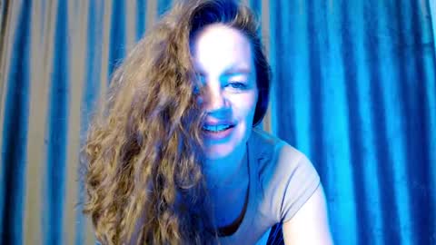 Snapshot of fern_lust chatting on May 2026 02:44:01 PM fern_lust online show from May 2026 02:44:01 PM