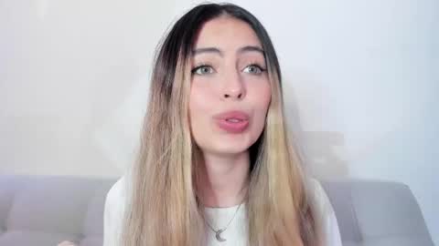 fernanda  online show from February 2026 01:43:01 PM