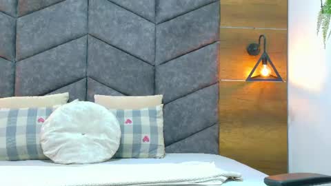 Snapshot of fernandabrown__ chatting on June 2026 01:07:02 AM FERNANDA BROWN online show from June 2026 01:07:02 AM