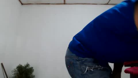 Snapshot of fernandez_latinblack chatting on December 2024 11:07:01 PM fernandez_latinblack online show from December 2024 11:07:01 PM