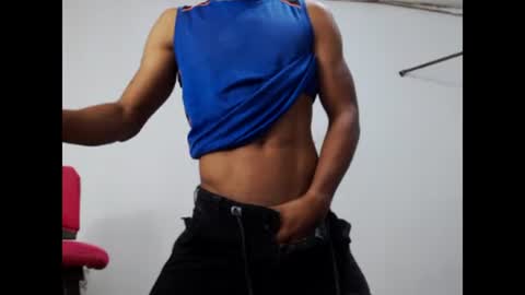 Snapshot of fernandez_latinblack chatting on January 2025 12:35:01 PM fernandez_latinblack online show from January 2025 12:35:01 PM
