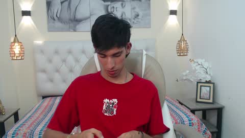 FER PHOENIX online show from February 2025 03:09:01 AM