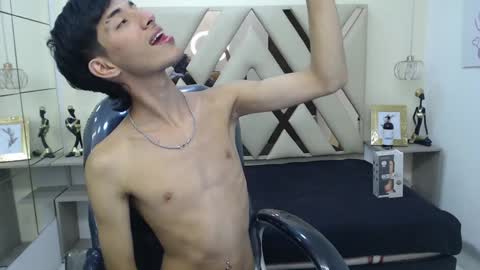 FER PHOENIX online show from February 2025 03:27:01 AM