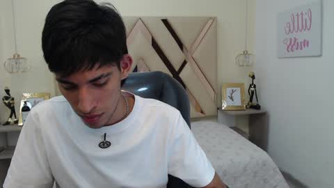 FER PHOENIX online show from February 2025 03:55:02 AM