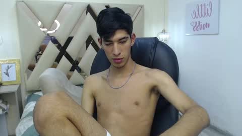 FER PHOENIX online show from February 2025 09:04:02 AM