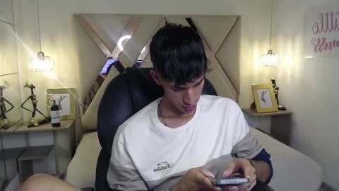 FER PHOENIX online show from March 2025 06:46:01 AM