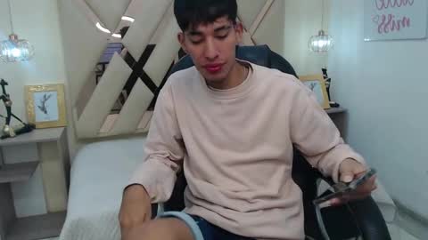 FER PHOENIX online show from March 2025 03:39:01 AM