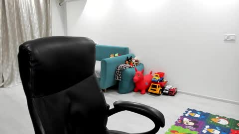 Snapshot of fetishcatalea chatting on September 2025 06:57:02 PM Catalea DM online show from September 2025 06:57:02 PM