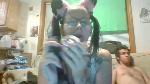 gummybear101 online show from September 2025 10:20:01 AM