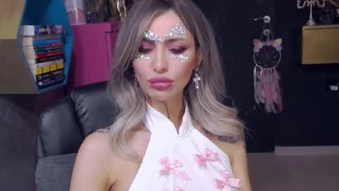 Sarah online show from December 2024 09:41:01 PM