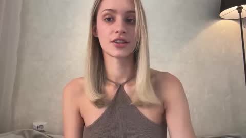 Lisa online show from October 2025 07:20:02 AM