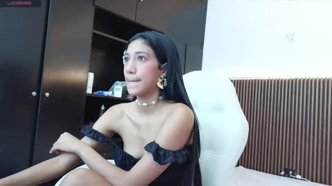 Freyja  online show from February 2026 05:17:01 PM