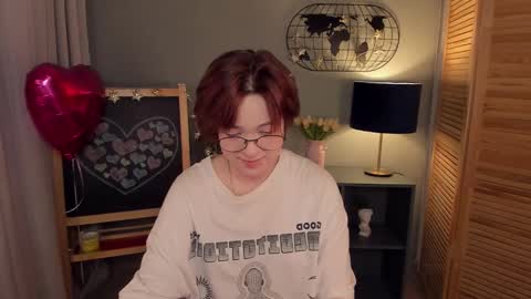 fiamoory online show from February 2025 04:34:01 AM