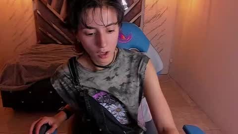   online show from February 2025 12:16:02 PM