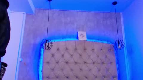   online show from September 2025 11:55:01 AM