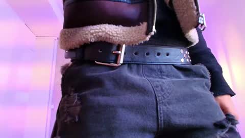   online show from November 2025 11:43:02 AM