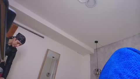   online show from November 2025 12:08:02 PM