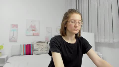 Mary online show from February 2025 01:25:02 AM