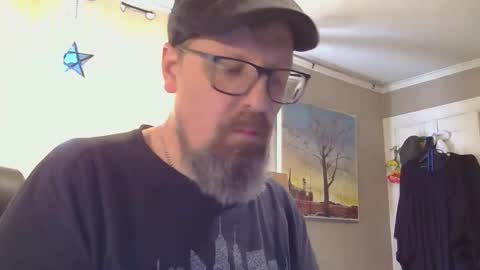 Snapshot of figuredraw chatting on April 2026 09:48:01 PM figuredraw online show from April 2026 09:48:01 PM