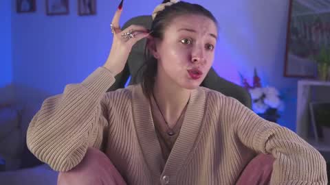 Snapshot of filipinaadams chatting on December 2024 09:19:02 AM cap and Lana  online show from December 2024 09:19:02 AM