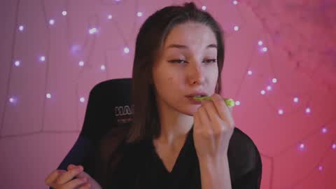 Snapshot of filipinaadams chatting on January 2025 08:06:01 AM cap and Lana  online show from January 2025 08:06:01 AM