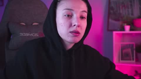 Snapshot of filipinaadams chatting on February 2025 01:57:01 AM cap and Lana  online show from February 2025 01:57:01 AM