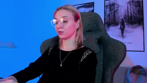 Snapshot of filipinaadams chatting on March 2025 08:52:02 AM cap and Lana  online show from March 2025 08:52:02 AM