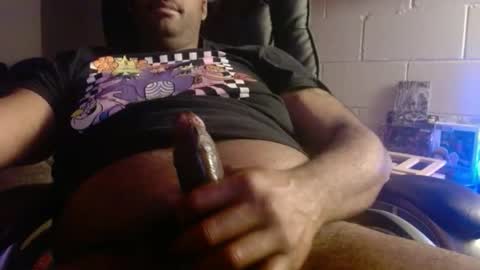 Snapshot of filisdude chatting on April 2026 06:03:02 AM frank online show from April 2026 06:03:02 AM