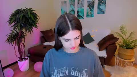 Amanda online show from March 2025 07:38:01 PM