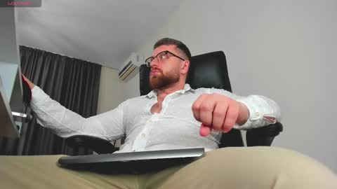FindomGuyXXX online show from February 2026 04:03:02 PM