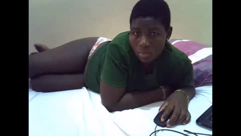 Snapshot of fine_nes chatting on April 2026 04:21:02 AM fine_nes online show from April 2026 04:21:02 AM