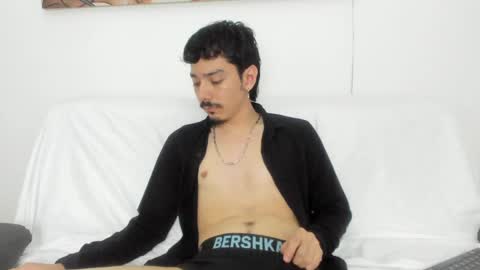 finn_jackson online show from April 2026 07:41:01 PM