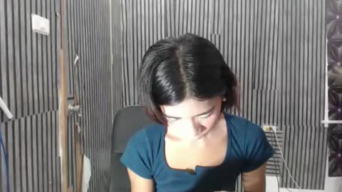 fiona908995 online show from March 2026 11:24:01 AM