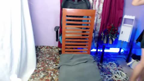 Snapshot of fionie_xxx chatting on January 2025 09:09:02 PM FIONA online show from January 2025 09:09:02 PM