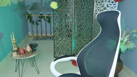 fiora online show from March 2025 11:16:01 AM