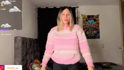 F I O R E L L A  online show from October 2025 01:27:02 AM