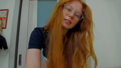 Snapshot of fire_luna chatting on September 2025 04:12:02 AM fire_luna online show from September 2025 04:12:02 AM