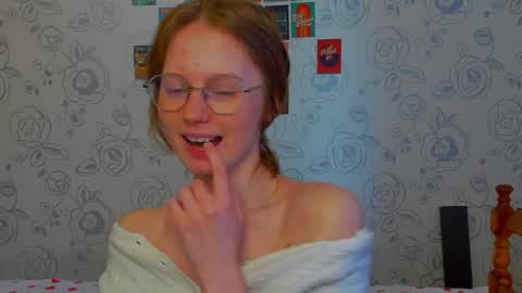 Snapshot of fire_luna chatting on May 2026 11:26:02 AM fire_luna online show from May 2026 11:26:02 AM