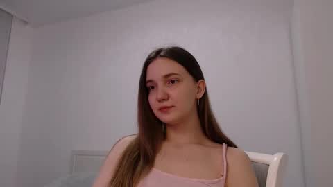 fireflies_fly_ online show from February 2026 08:51:01 PM