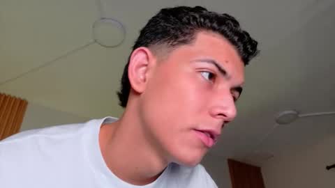 Snapshot of fireguy_99 chatting on February 2026 01:12:02 PM Nicolas online show from February 2026 01:12:02 PM