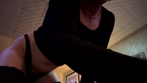 FirmFem online show from September 2025 06:12:02 AM