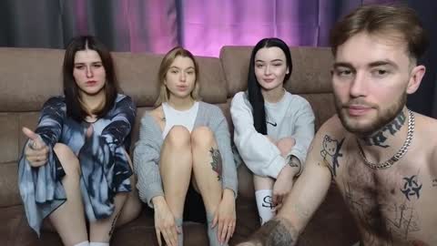 Snapshot of first_day_ chatting on December 2024 01:54:02 PM ALICESTEVEVECTOR pvt open online show from December 2024 01:54:02 PM