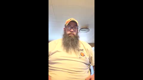 fishkeeper85 online show from April 2026 02:48:02 PM